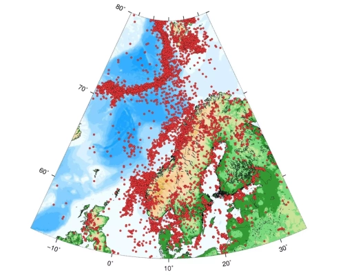Kartutsnitt av Nord Europa med røde prikker som er hvor jordskjelv har inntruffet.